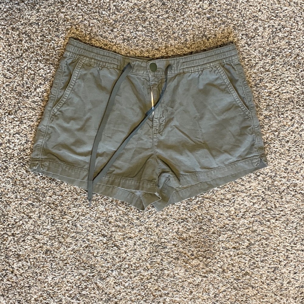 American Eagle Green Shorts